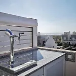 Black Sun. Modern Penthouse In Apartment