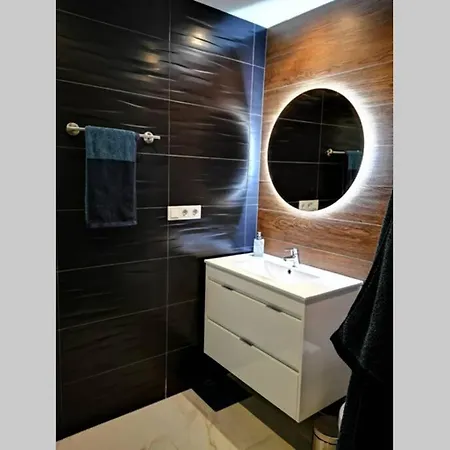 Black Sun. Modern Penthouse In Torrevieja